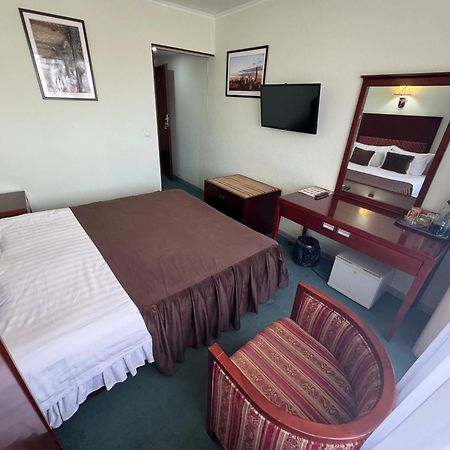 Hotel Grand Buxoro Luaran gambar