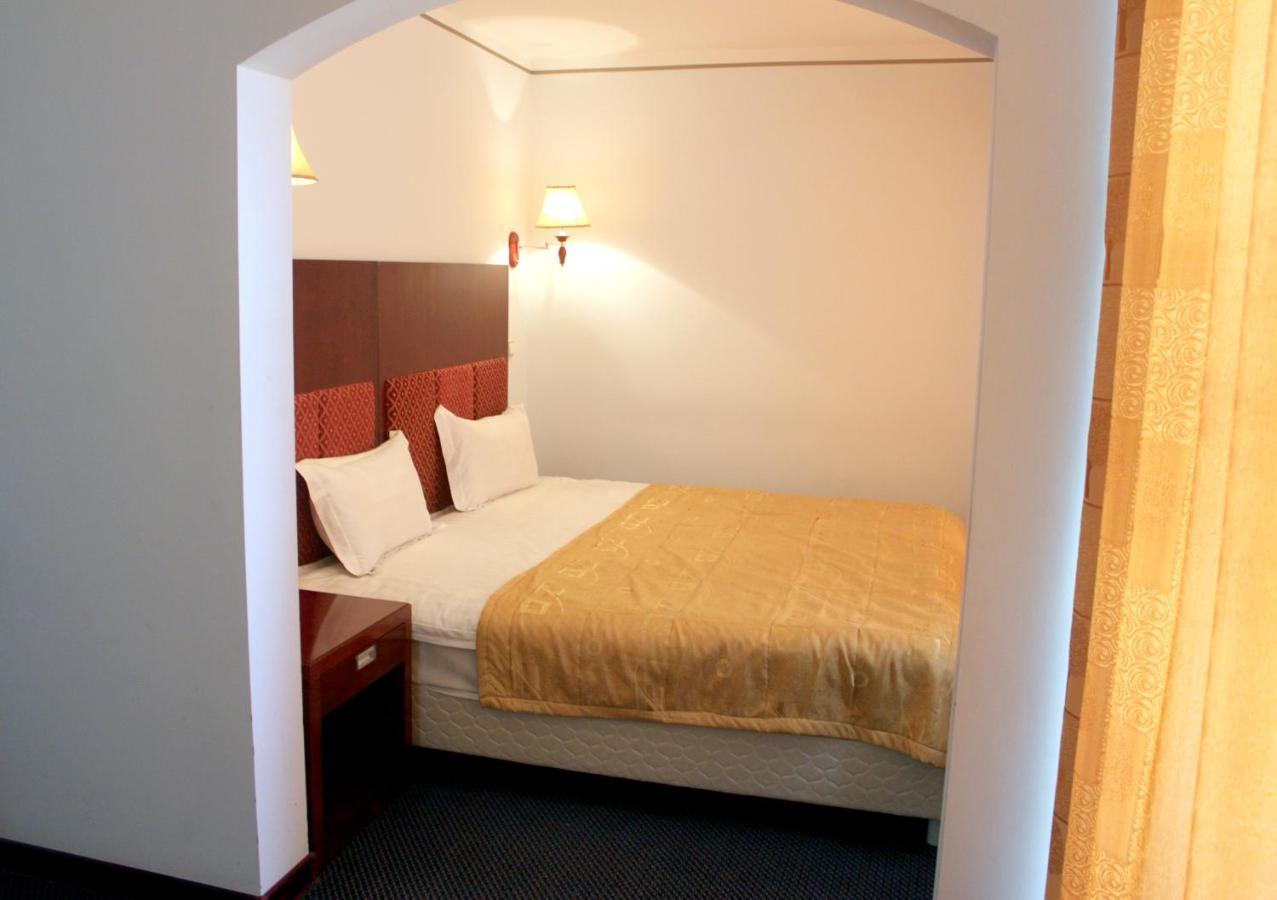 Hotel Grand Buxoro Luaran gambar