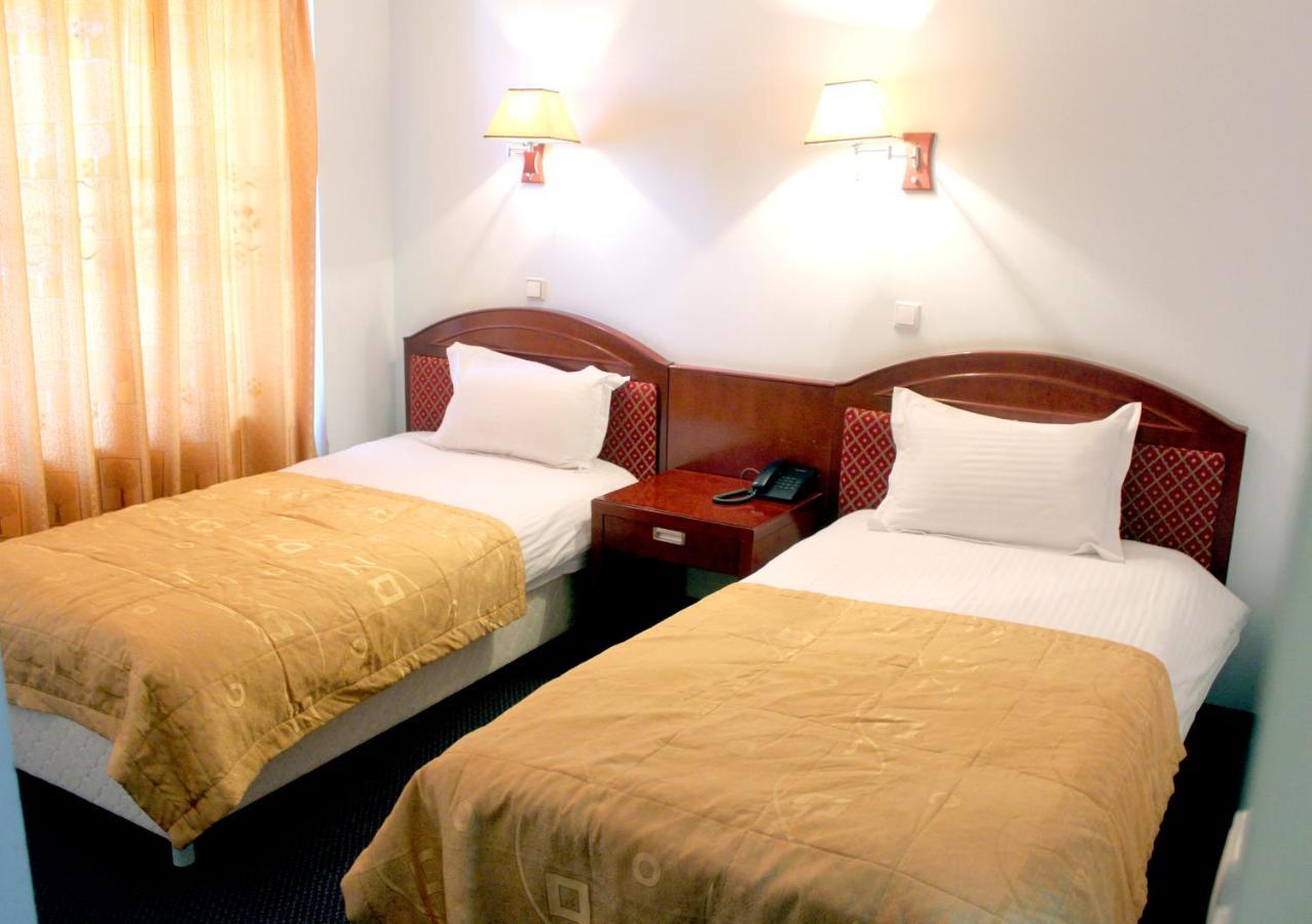 Hotel Grand Buxoro Luaran gambar