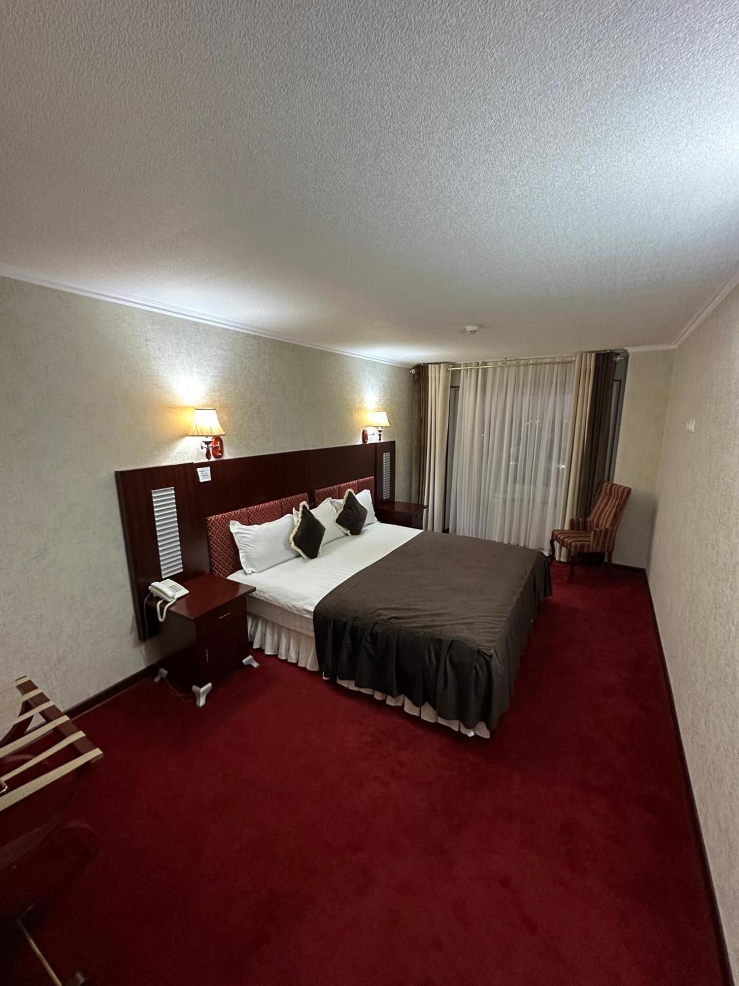 Hotel Grand Buxoro Luaran gambar