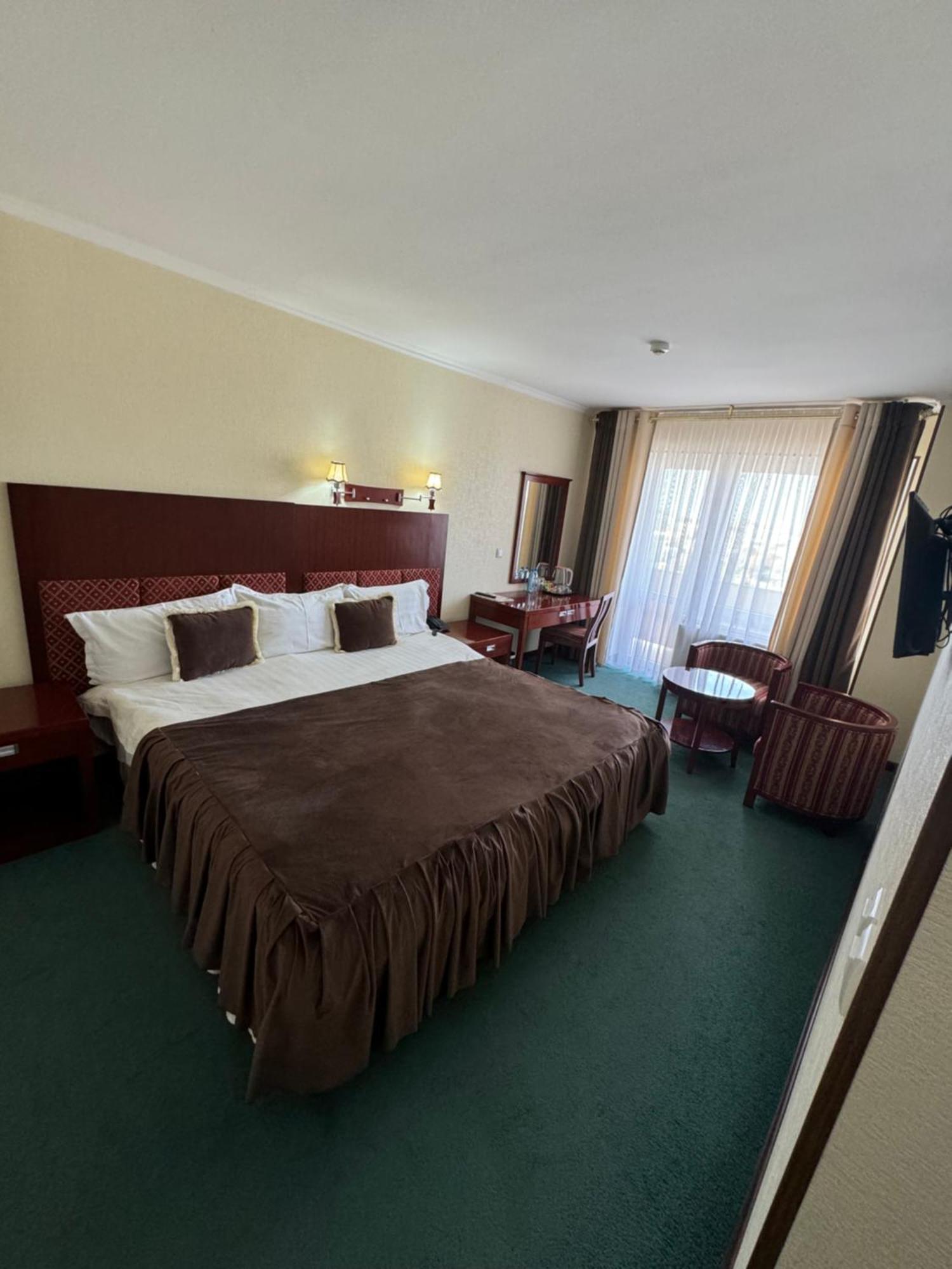 Hotel Grand Buxoro Luaran gambar