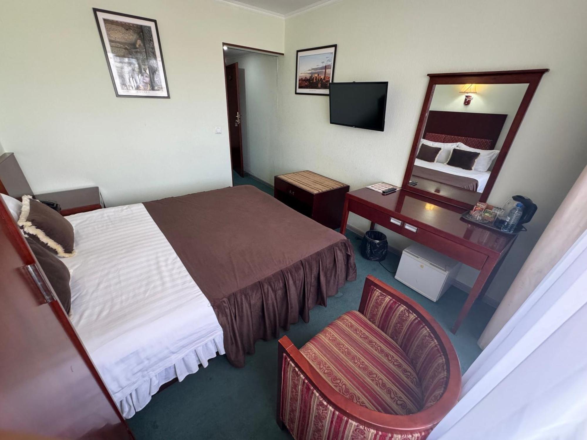 Hotel Grand Buxoro Luaran gambar