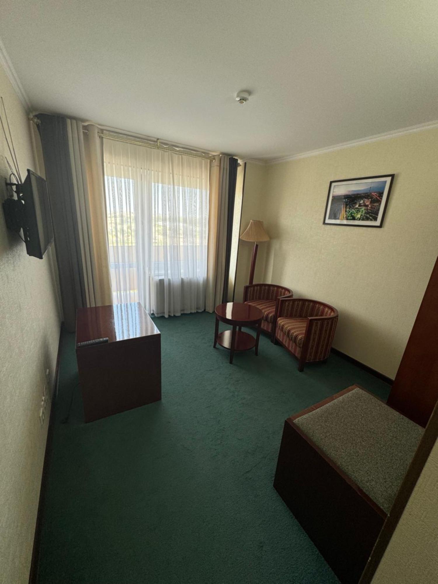 Hotel Grand Buxoro Luaran gambar